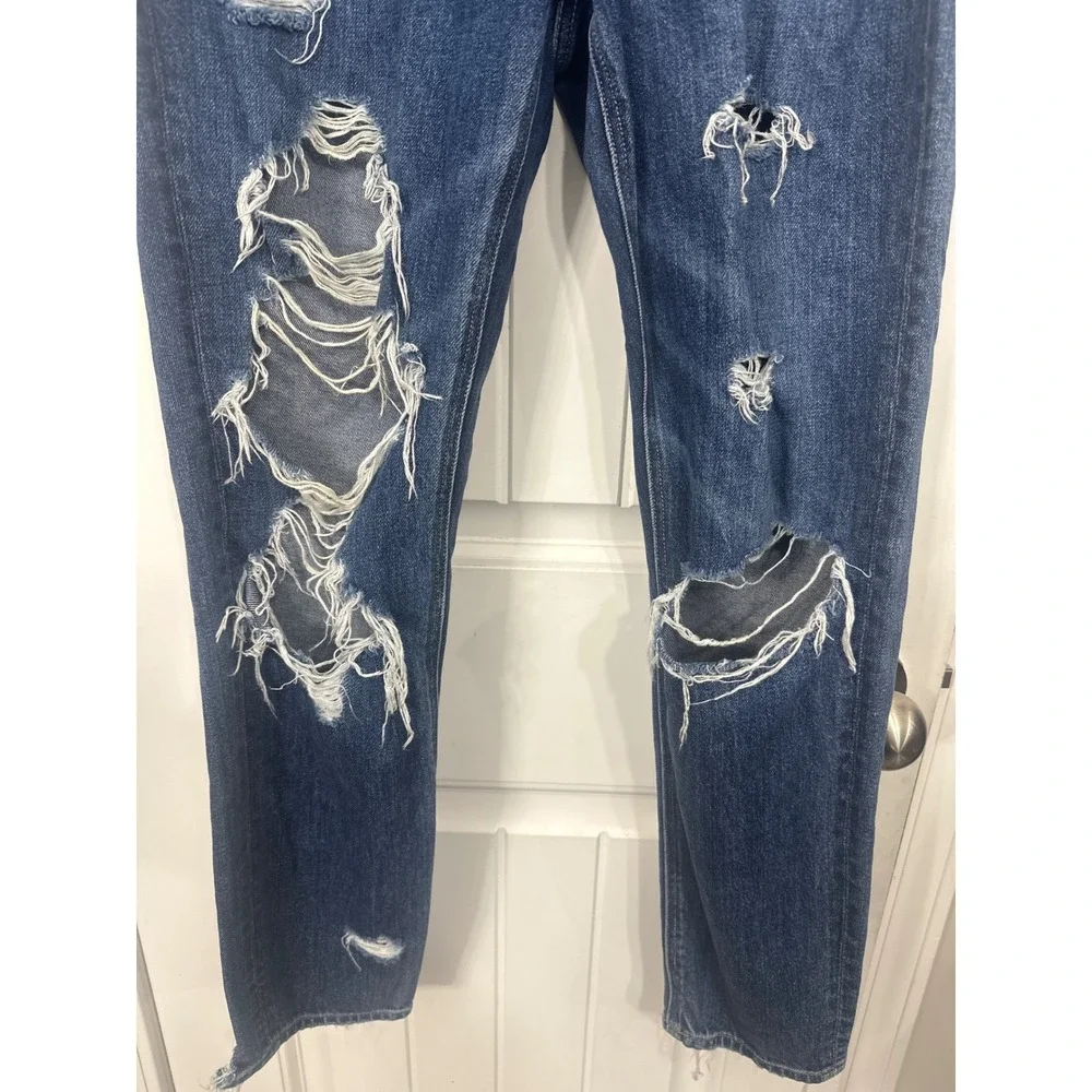 American Eagle Distressed Ripped Mom Jeans Medium Wash Floral Embroidered 2R